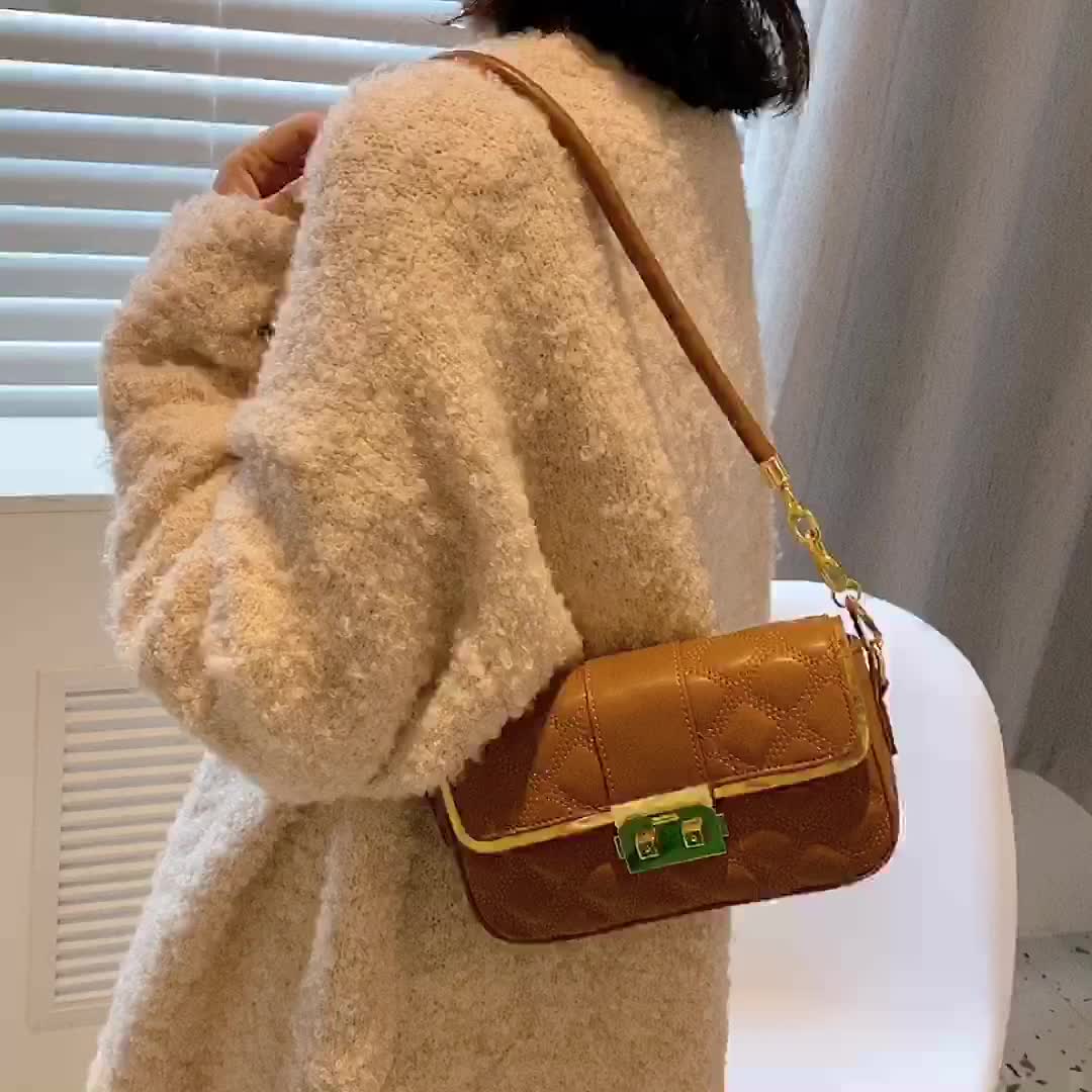 アーガイルチェーン クロスボディバッグ バックル装飾 ショルダーバッグ レディース PUレザー フラップスクエアバッグ