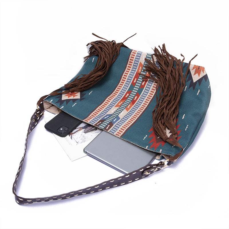 インディアンスタイル タッセルショルダーバッグ レディース 大容量 ショルダーバッグ