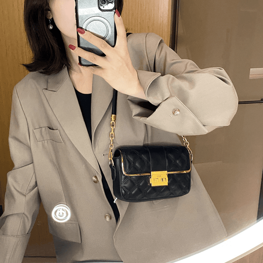 アーガイルチェーン クロスボディバッグ バックル装飾 ショルダーバッグ レディース PUレザー フラップスクエアバッグ