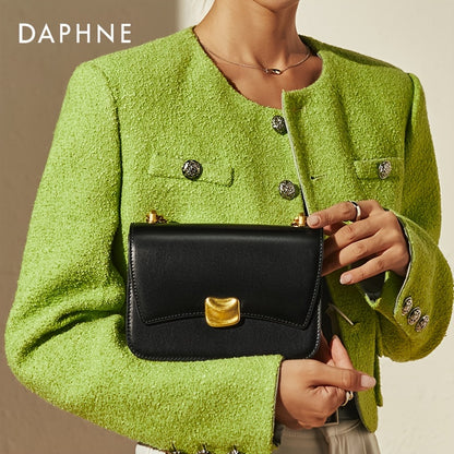 DAPHNE バックル装飾 スクエアバッグ オイル加工風 フェイクレザー クロスボディ チェーンストラップ付き ショルダーバッグ